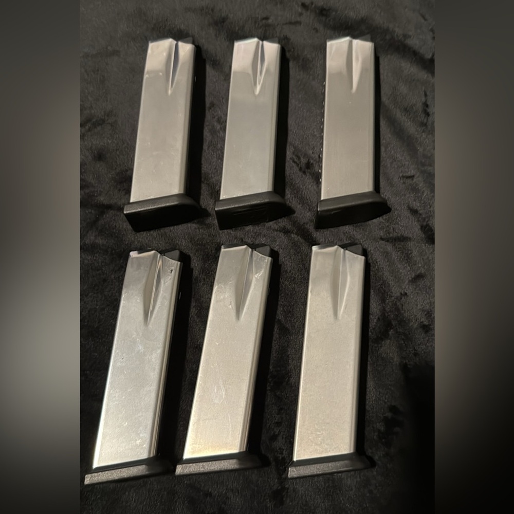 Springfield Armory XD .40 S&W 16-Round Factory Stainless Steel Magazine
